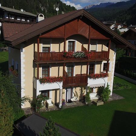 Apartments Vaiolet Santa Cristina Val Gardena エクステリア 写真