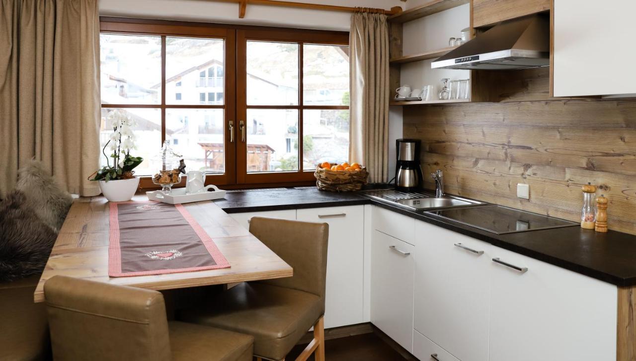 Apartments Vaiolet Santa Cristina Val Gardena エクステリア 写真