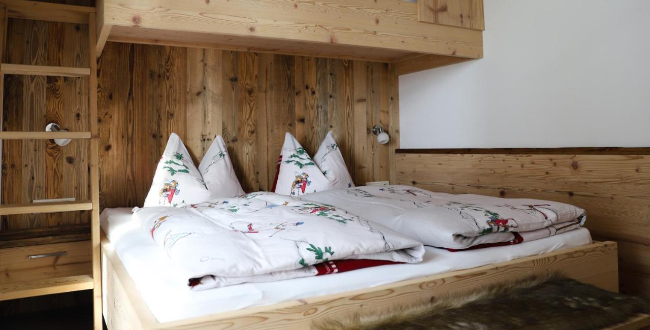 Apartments Vaiolet Santa Cristina Val Gardena エクステリア 写真