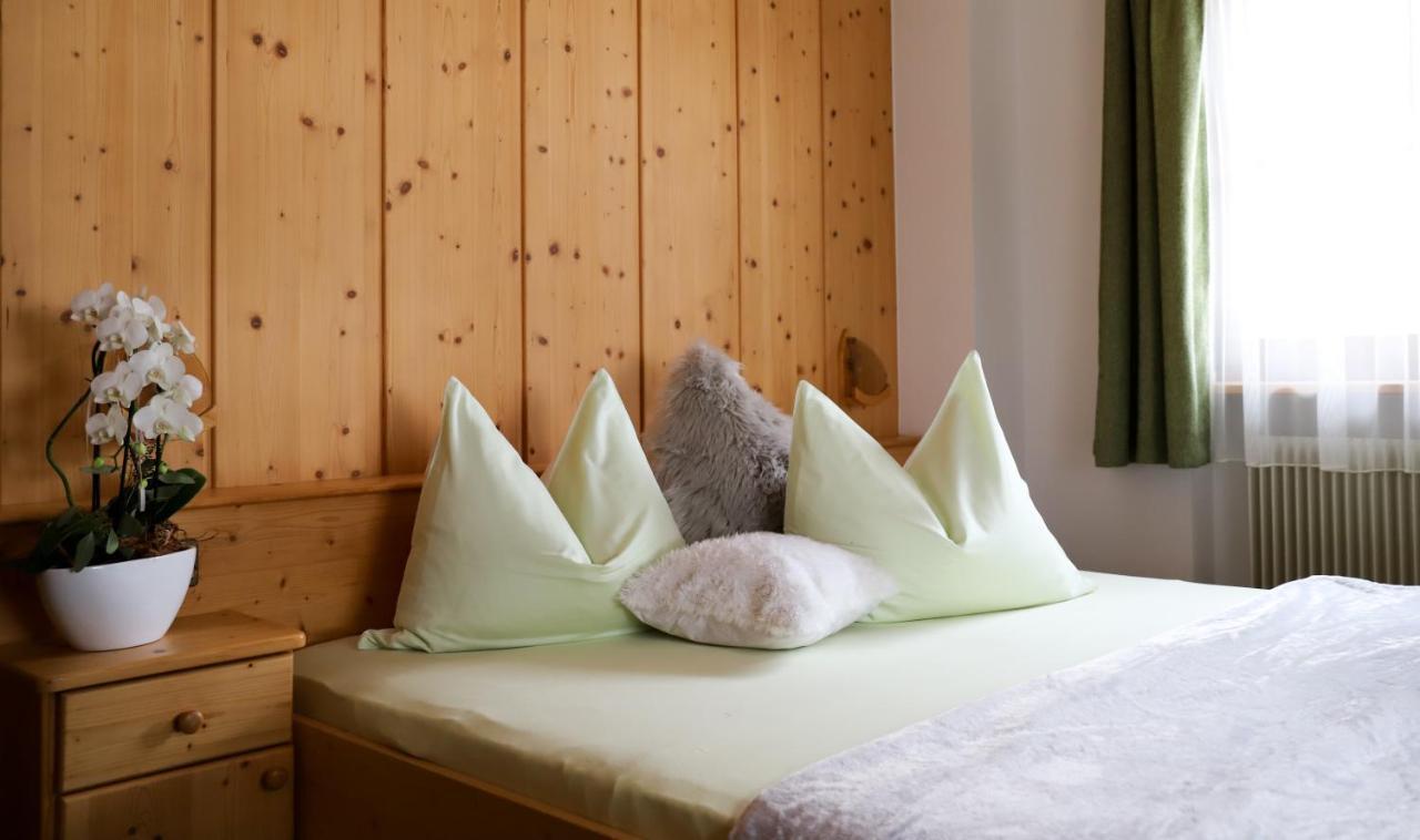 Apartments Vaiolet Santa Cristina Val Gardena エクステリア 写真